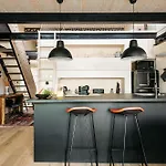 Houseboat Fred Hotel na wodzie *