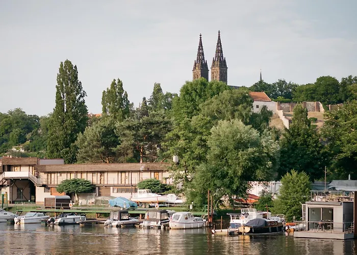 Houseboat Fred * Praga